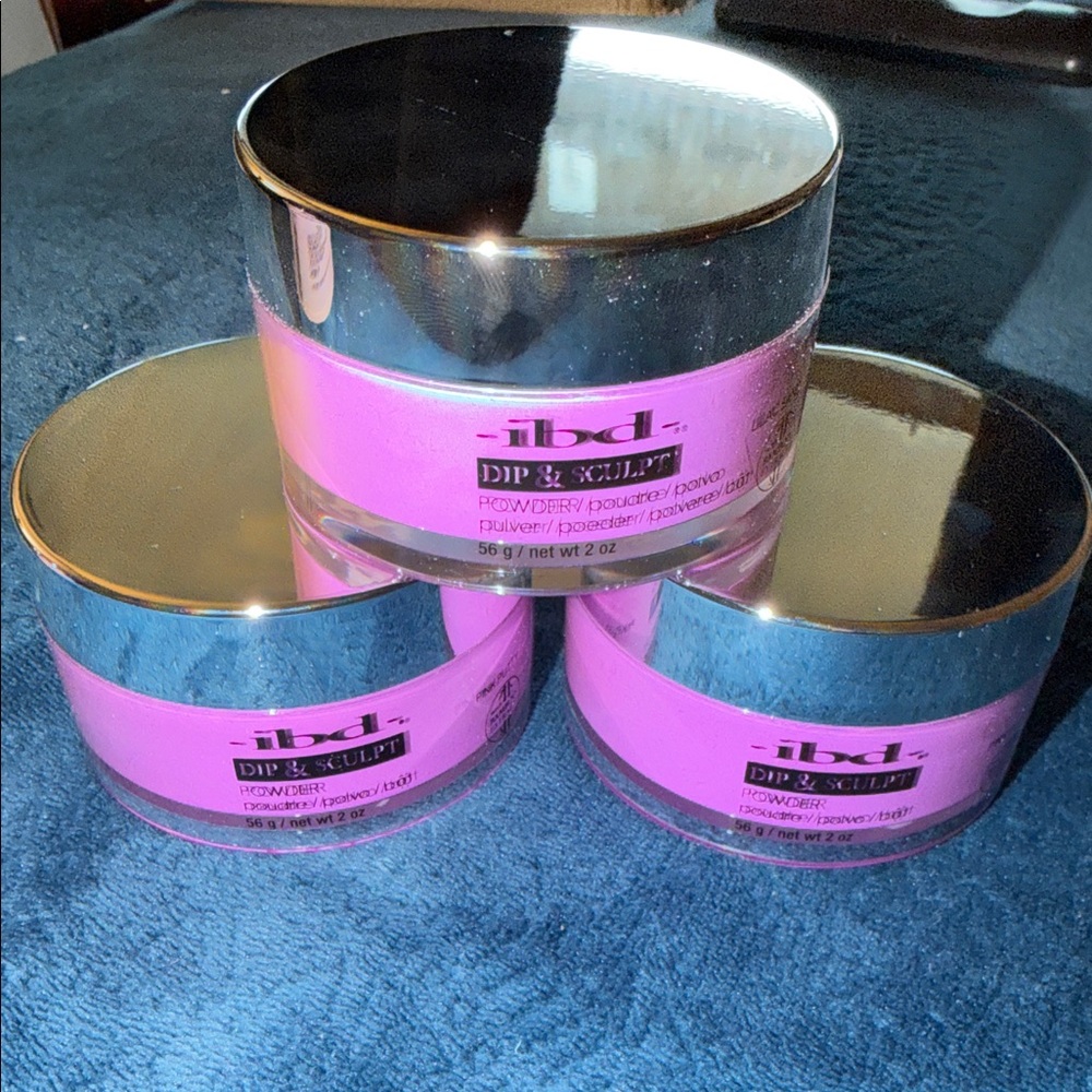 3 IBD Dip and Sculpt Powder 2oz in Purple color